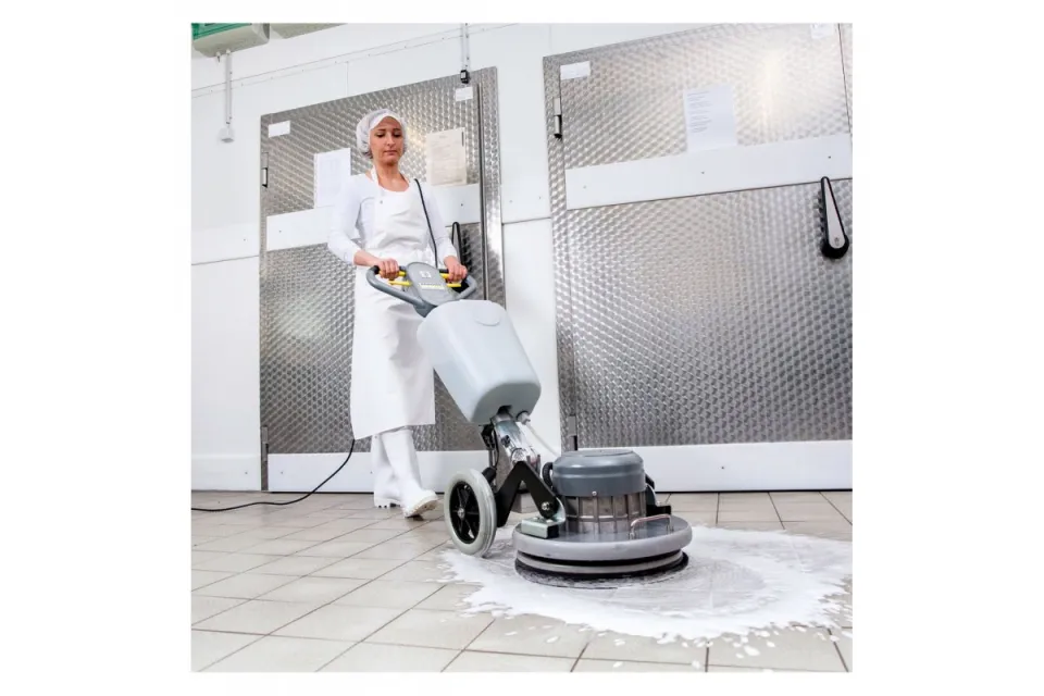 Подопочистващ автомат Karcher BDS 43/ Orbital C