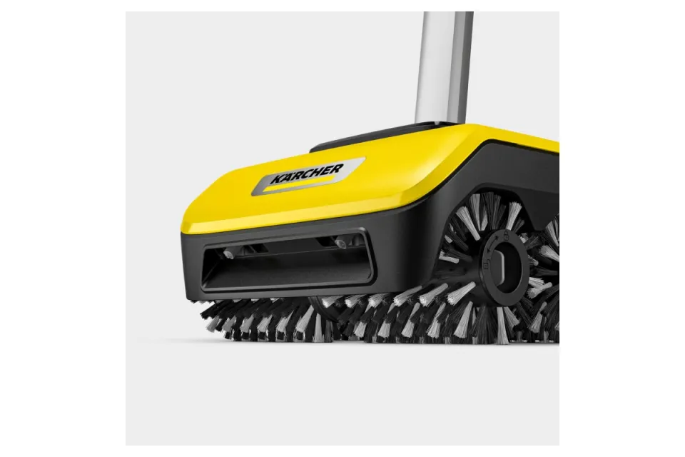 Уред за почистване на външни настилки Karcher PCL 6