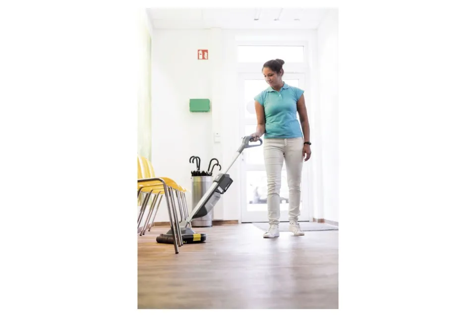 Подопочистващ автомат Karcher BR 30/1 C Bp Pack