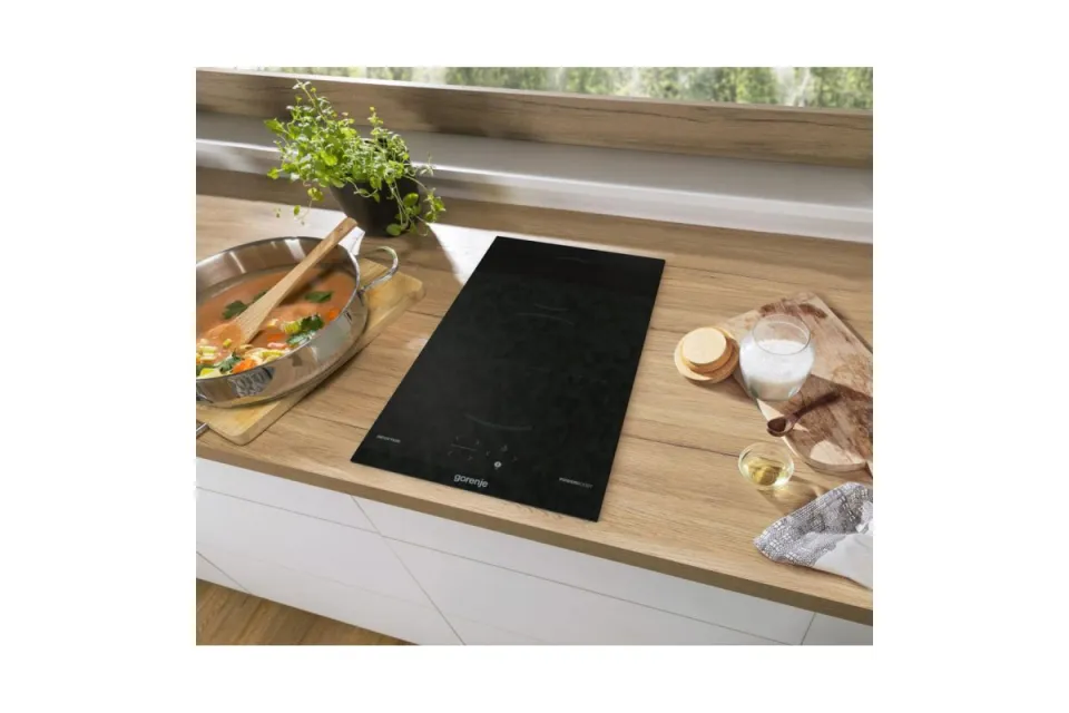 Индукционен плот за вграждане Gorenje GI3201BC, 30 см