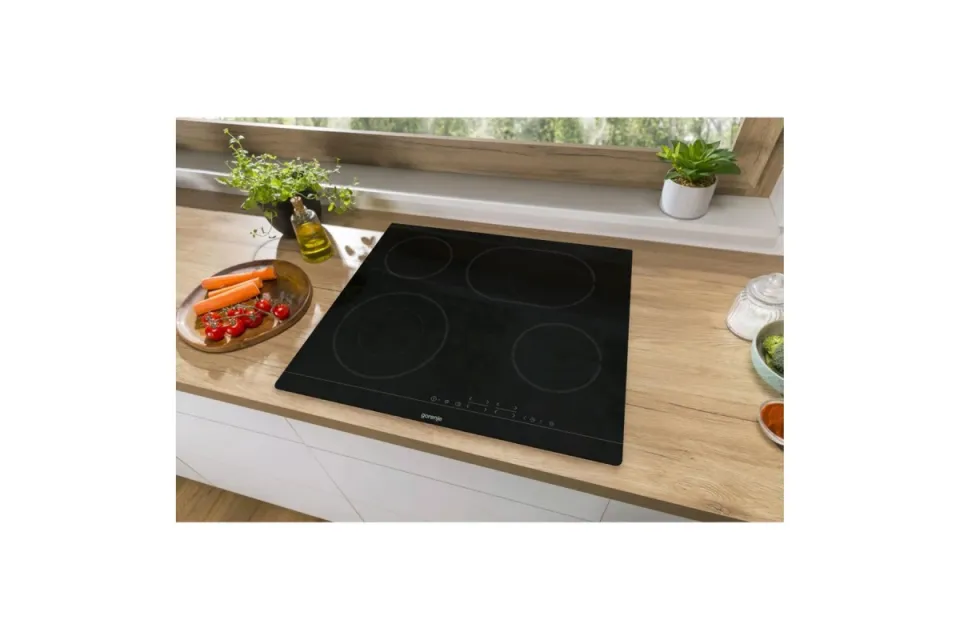 Стъклокерамичен плот за вграждне Gorenje ECT603FM, 60 см.