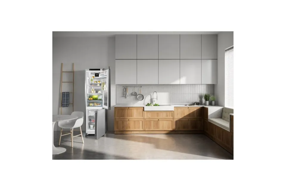 Комбиниран хладилник с фризер Liebherr CBNstb 579i Peak BioFresh NoFrost WiFi IceMaker InfinitySpring