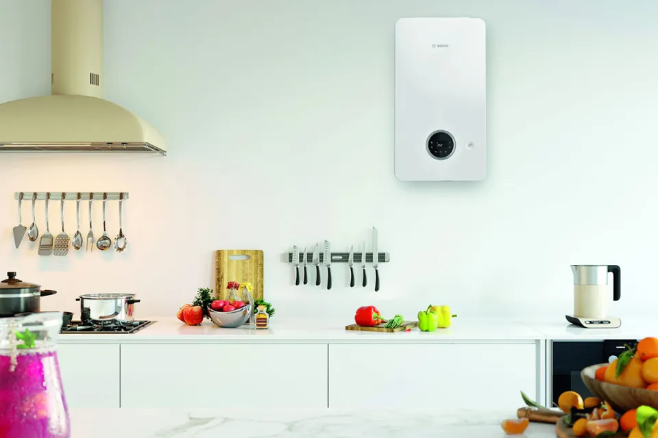 Газов котел Bosch Condens GC2300i W 24/30 C 23, двуконтурен