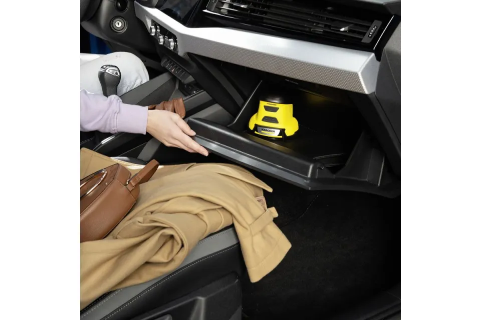 Акумулаторна стъргалка за автомобил Karcher EDI 4