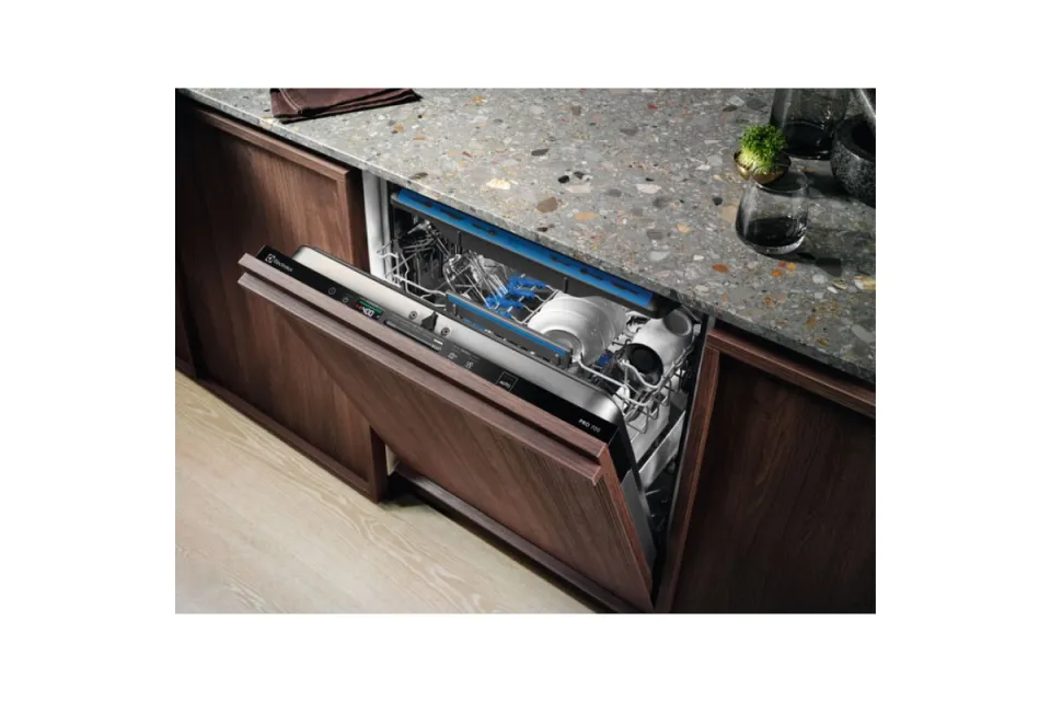 Съдомиялна за пълно вграждане Electrolux EEM43200L, 45 см, 10 комплекта