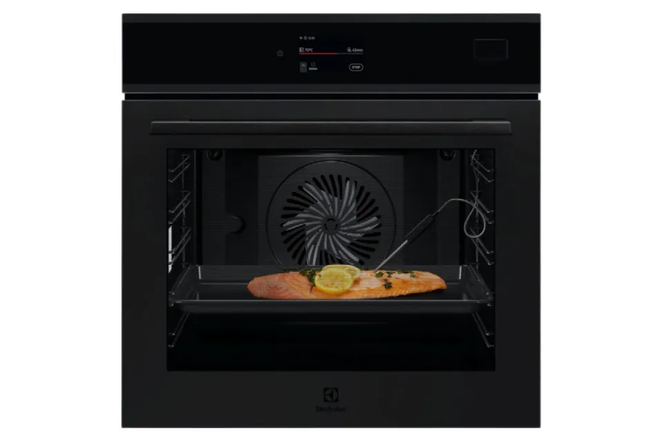 Фурна за вграждане Electrolux EOB9S3XT Серия 800 SteamPro, 70 л, Клас А++