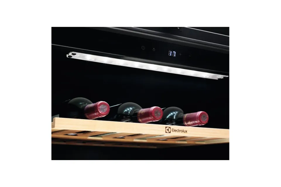 Виноохладител Electrolux EWS4052B5B