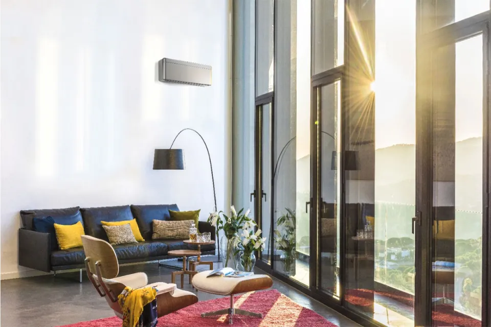 Инверторен климатик Daikin FTXA20CS/RXA20A8 SILVER STYLISH WiFi, 7000 BTU, Клас A+++