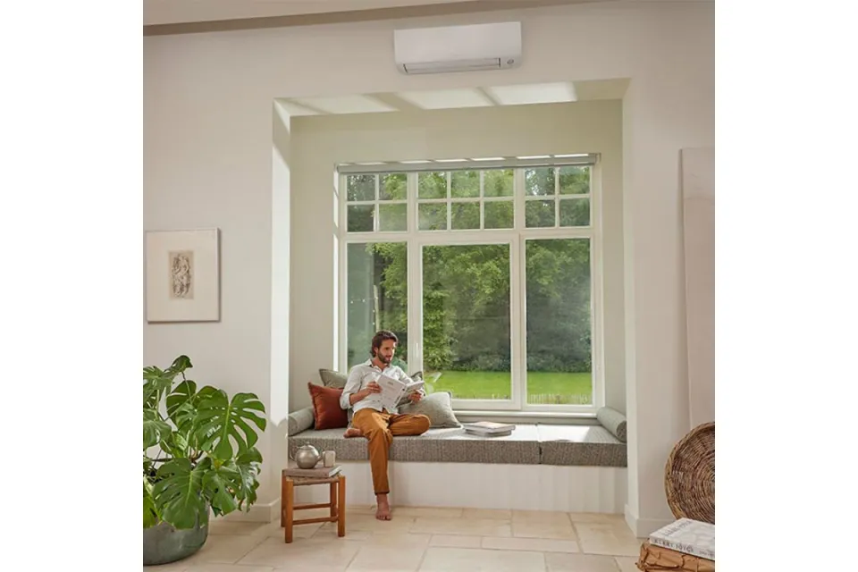 Инверторен климатик Daikin FTXM25A/RXM25A PERFERA WiFi, 9000 BTU, Клас A+++