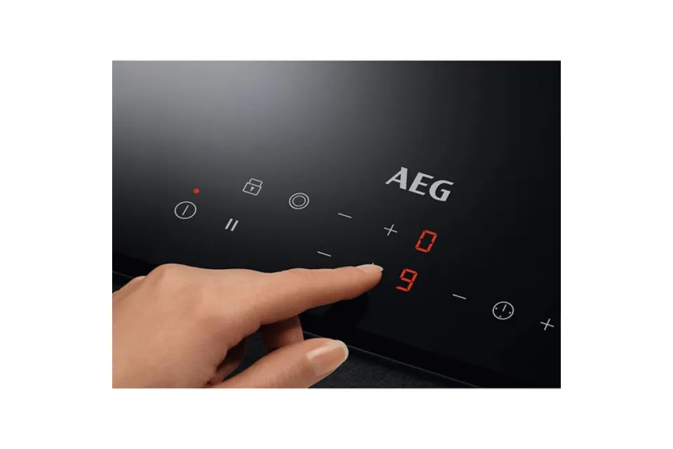 Стъклокерамичен плот за вграждане AEG HRB32310CB Серия 3000, 30 см