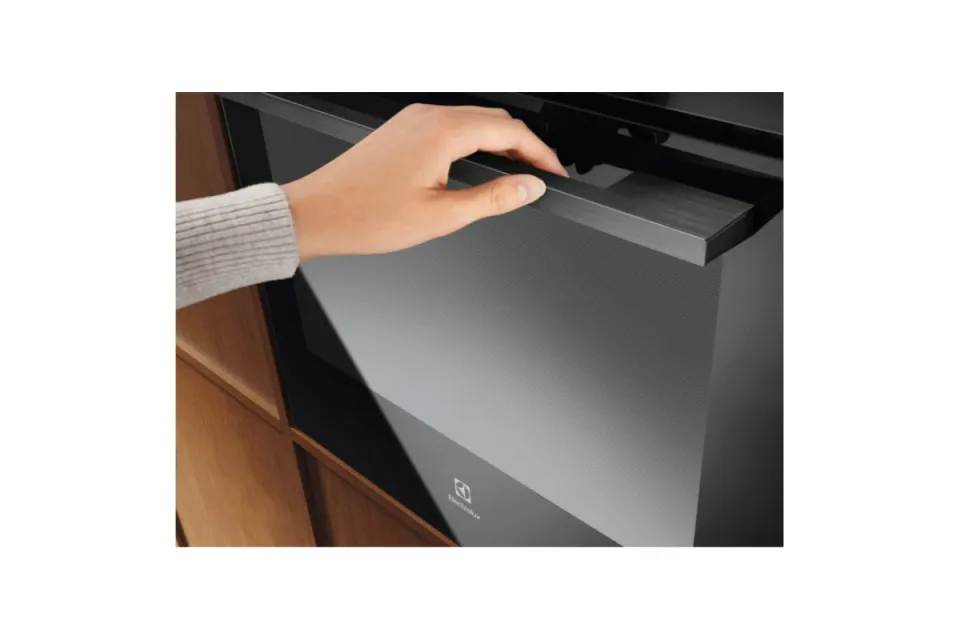 Фурна за вграждане Electrolux KOAAS3ST Серия 900 ProAssist SteamPro, 70 л, Клас А++
