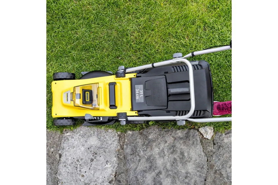 Акумулаторна косачка Karcher LMO 3-18 (без батерия)