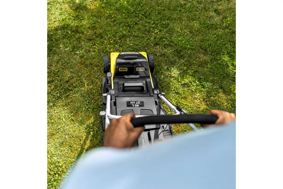 Акумулаторна косачка Karcher LMO 4-18 Dual (без батерии)
