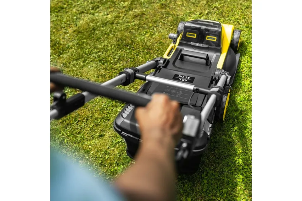 Акумулаторна косачка Karcher LMO 5-18 Dual (без батерии)