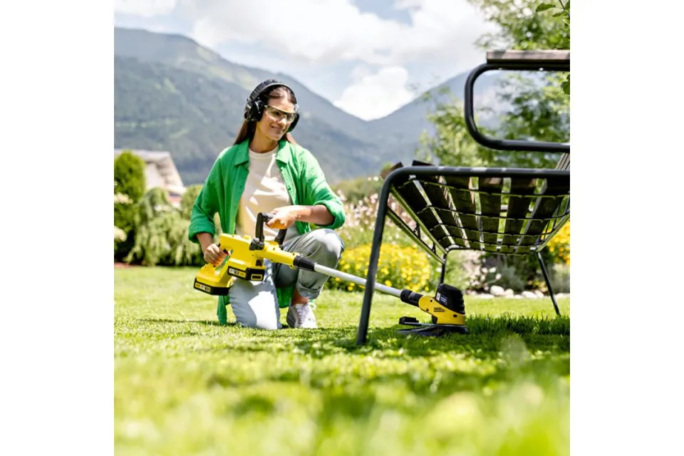 Акумулаторен тример Karcher LTR 3-18 Dual (без батерия)
