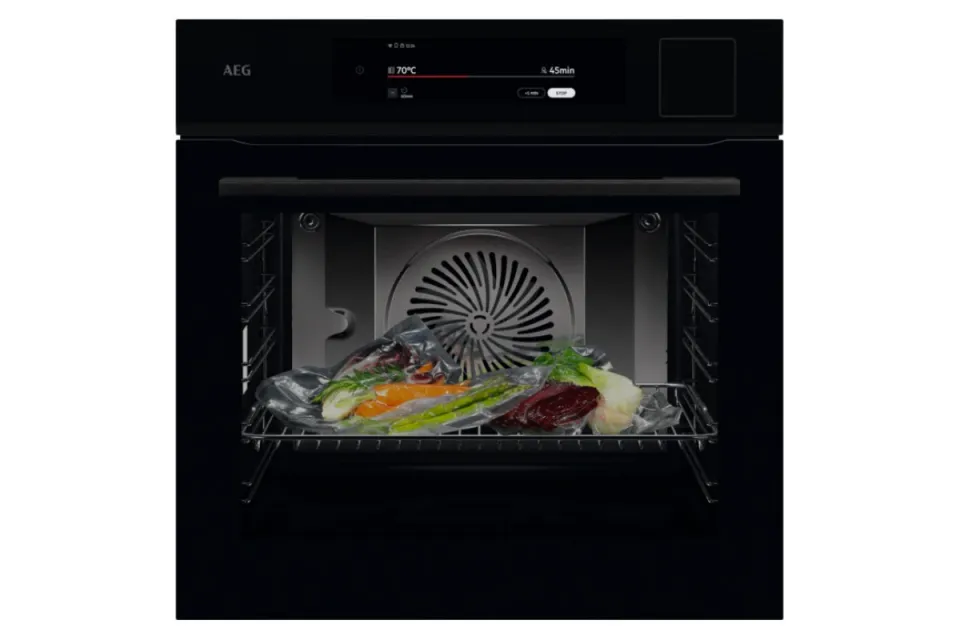 Фурна за вграждане AEG NBP9S831AB Серия 9000 SteamPro, Пара, 70 л, Клас А++