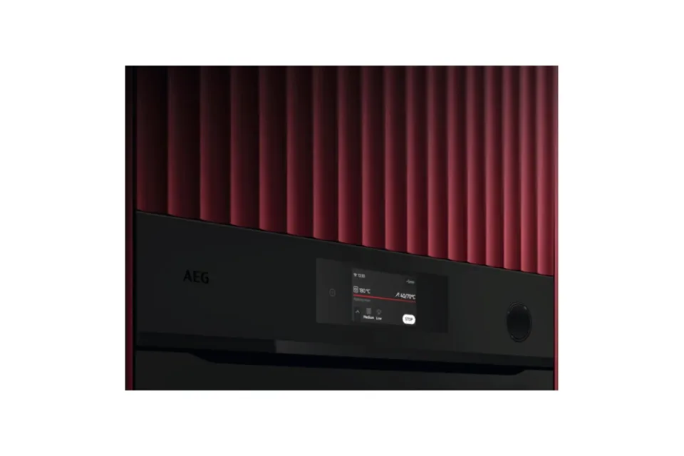 Фурна за вграждане AEG NBR7P731ST Серия 7000 SteamCrisp, Пиролиза, Пара, 72 л, Клас А++