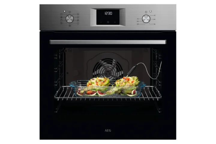 Фурна за вграждане AEG OA5CB31SM Серия 5000 SteamBake, 72 л, Клас А
