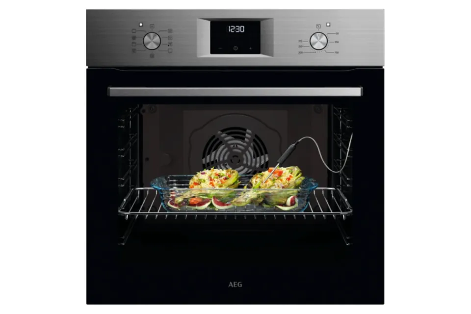 Фурна за вграждане AEG OA5CB31SM Серия 5000 SteamBake, 72 л, Клас А