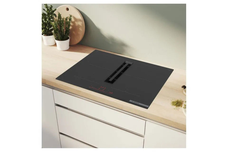 Индукционен плот с вградена вентилация Bosch PVQ731H26E Серия 6, 70 cm