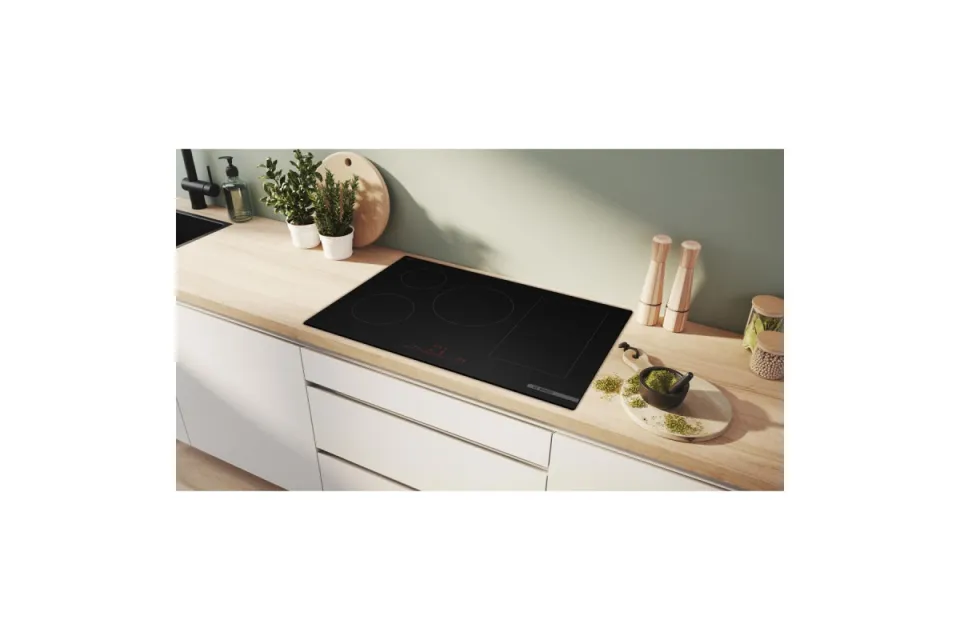 Индукционен плот за вграждане Bosch PVW81CHB1E Серия 6, 80 см