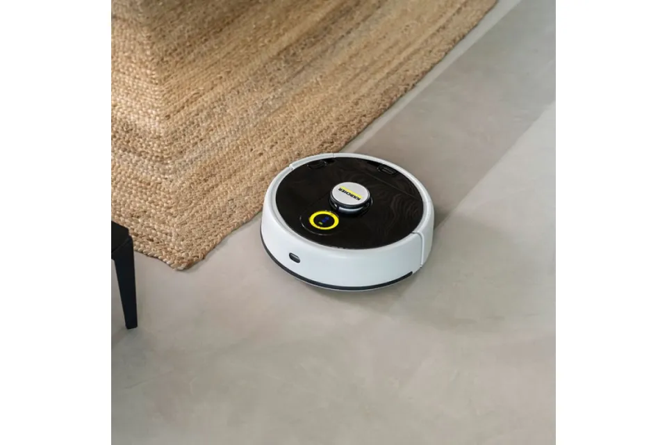 Прахосмукачкa робот Karcher RCF 3 за мокро почистване