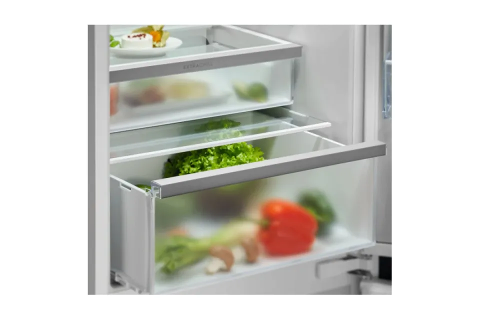 Комбиниран хладилник с фризер за вграждане AEG TC7CS181DS Серия 7000 NFrost, 177 см