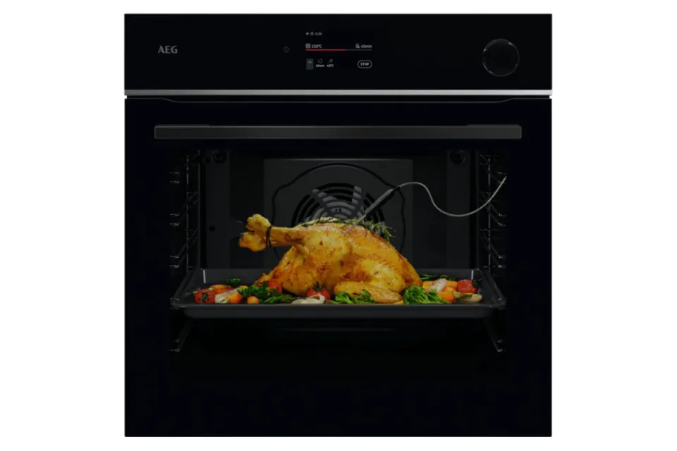 Фурна за вграждане AEG TR7PB731SB Серия 7000 SteamCrisp, Пиролиза, Пара, 72 л, Клас А++