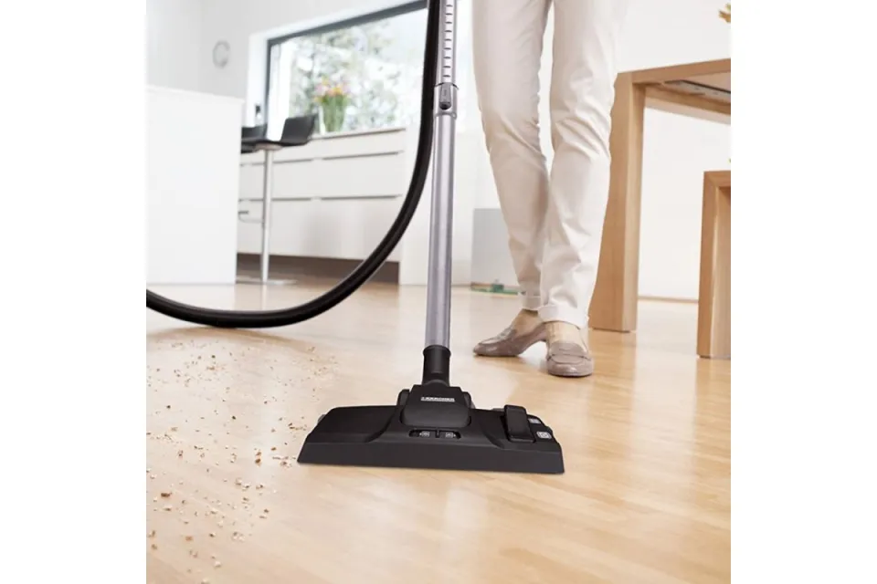 Прахосмукачка Karcher VC 3 EU с циклонен филтър