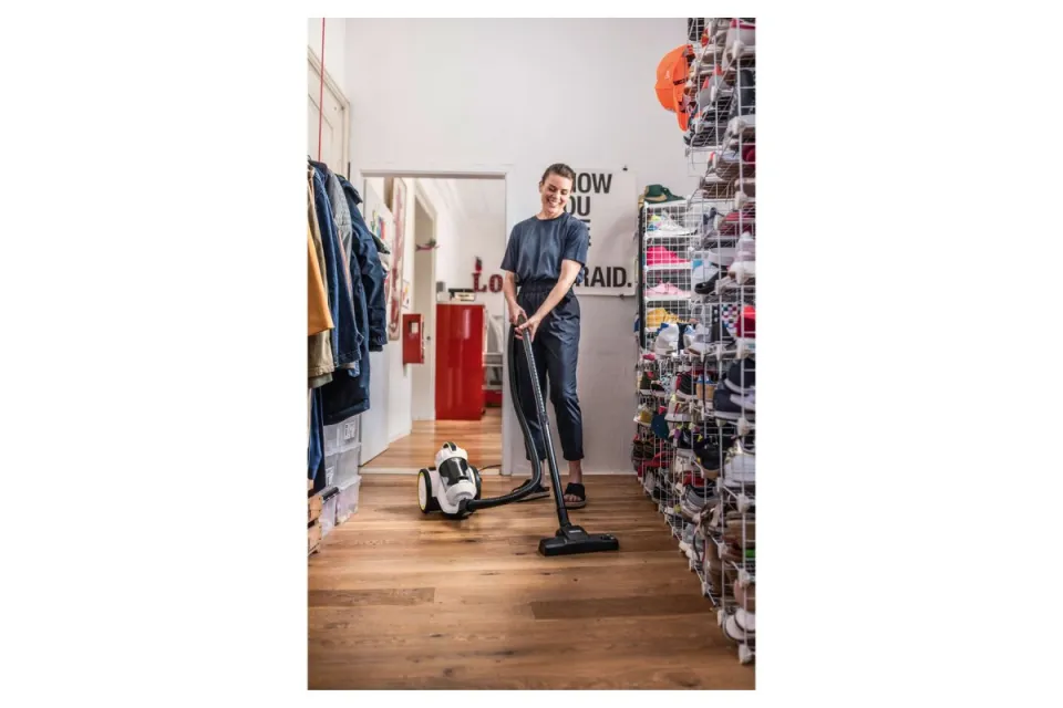 Прахосмукачка Karcher VC 3 EU с циклонен филтър