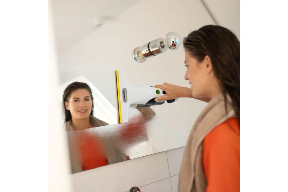 Уред за почистване на прозорци Karcher WV 1 Compact