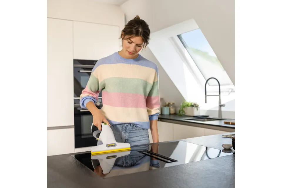 Уред за почистване на прозорци Karcher WV 1 Compact