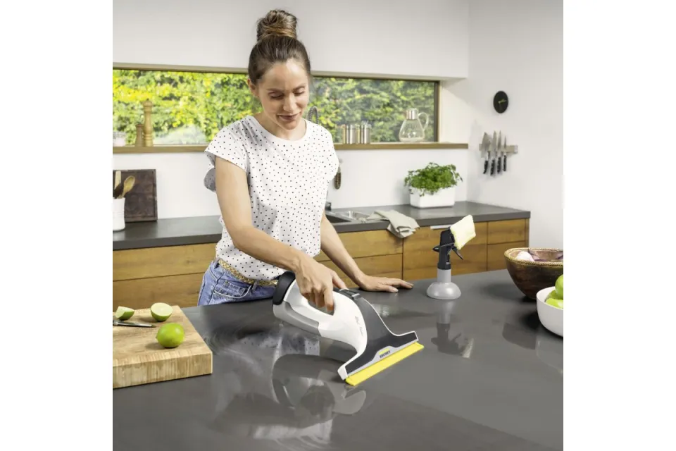 Уред за почистване на прозорци Karcher WV 7 Signature Line